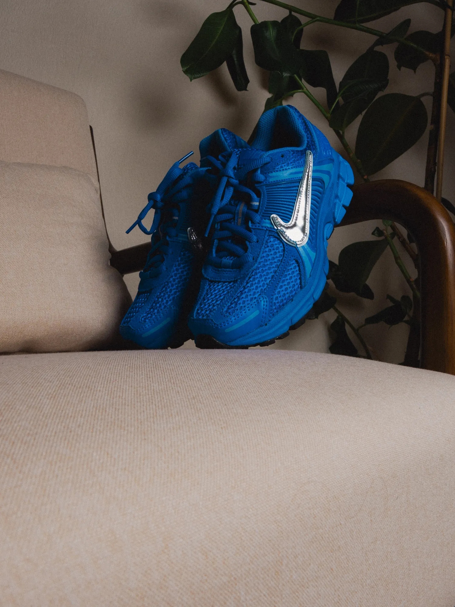 Custom Feed Website Nike Zoom Vomero 5