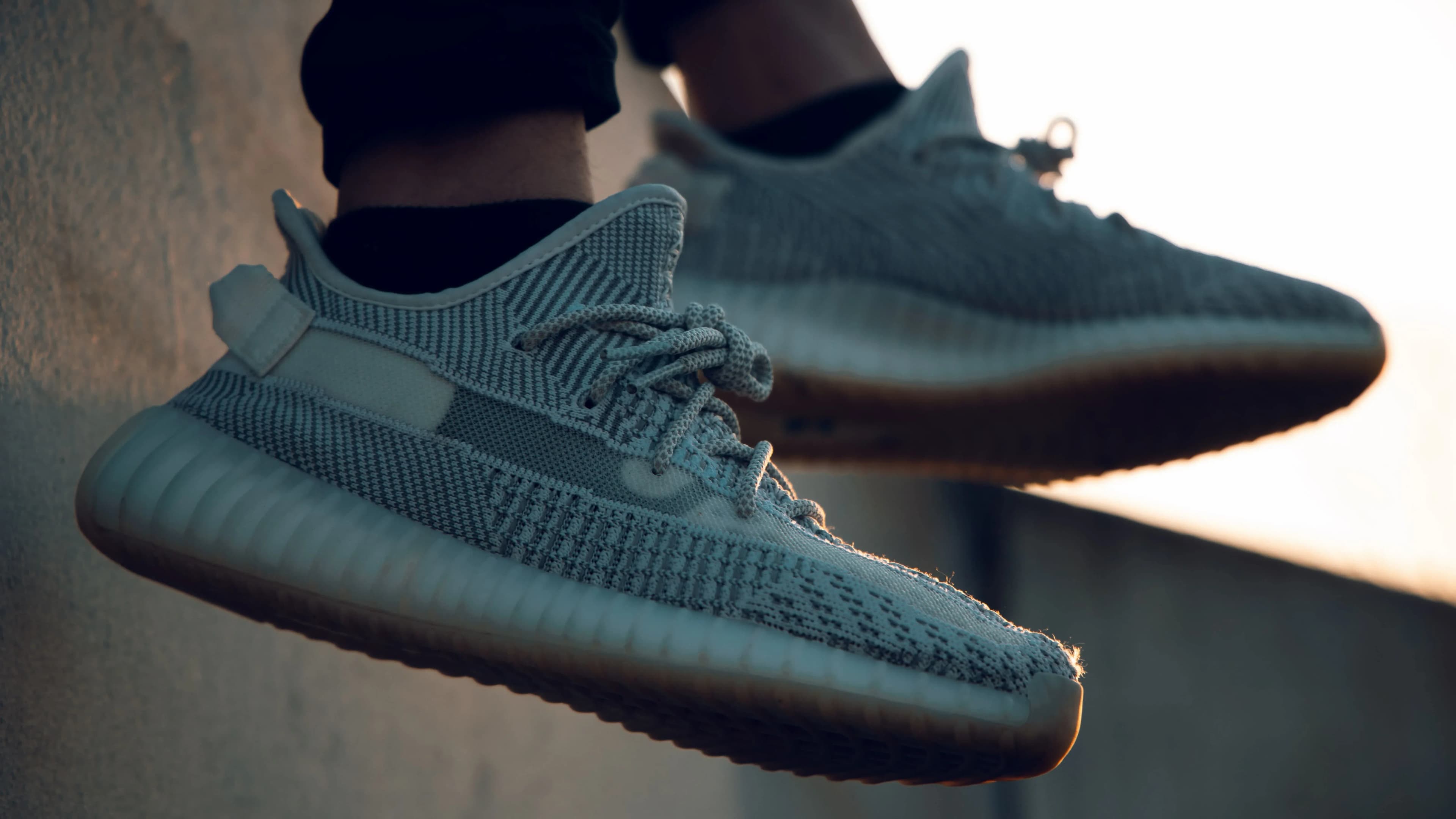 adidas-yeezy-350-model