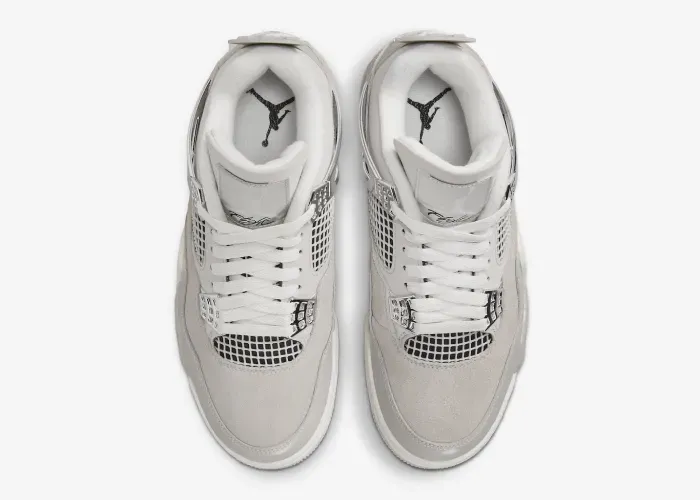 O et quand cop les Air Jordan 4 Retro WMNS
