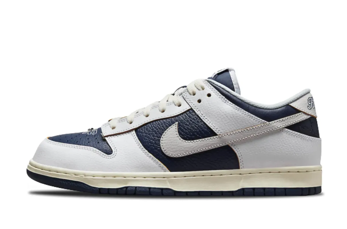 huf x nike sb dunk low og qs nyc FD8775-100