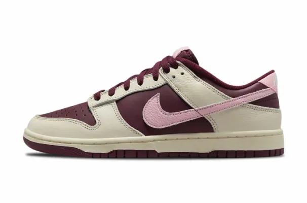 Nike Dunk Low Retro PRM Valentine’s Day DR9705-100