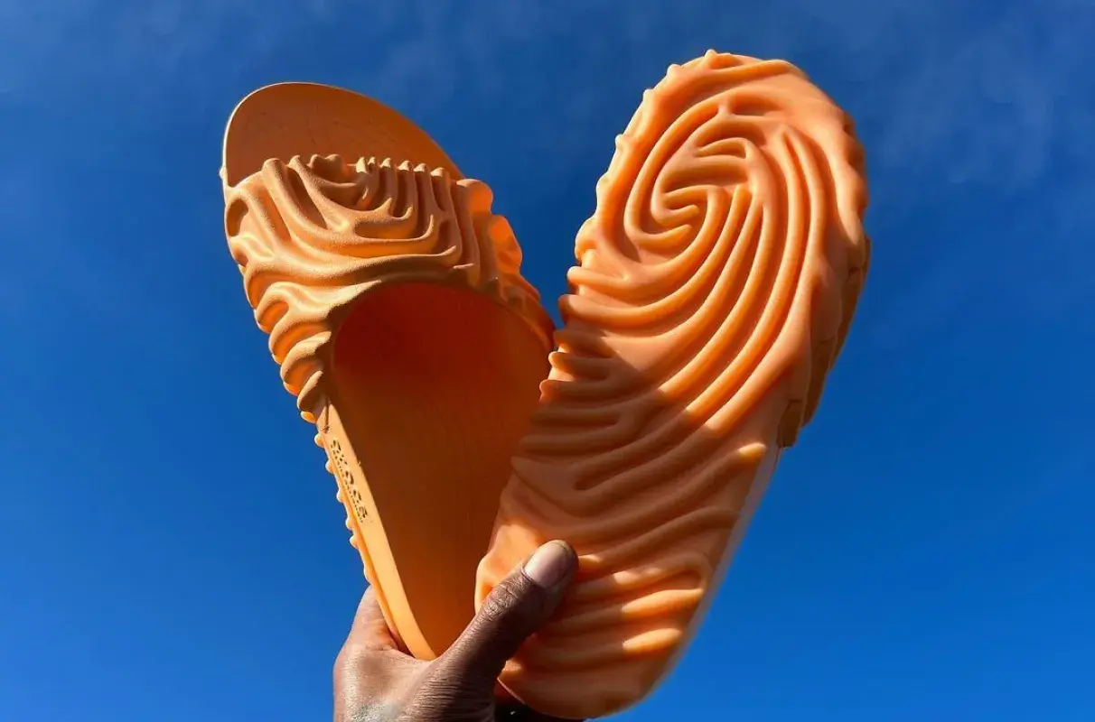 salehe bembury x crocs pollex slide citrus milk