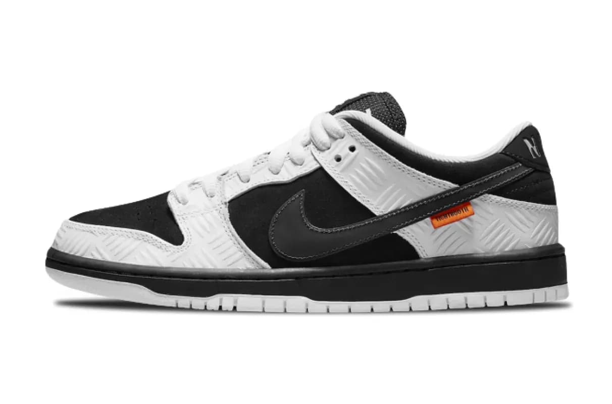 TIGHTBOOTH x Nike SB Dunk Low Tightbooth FD2629-100