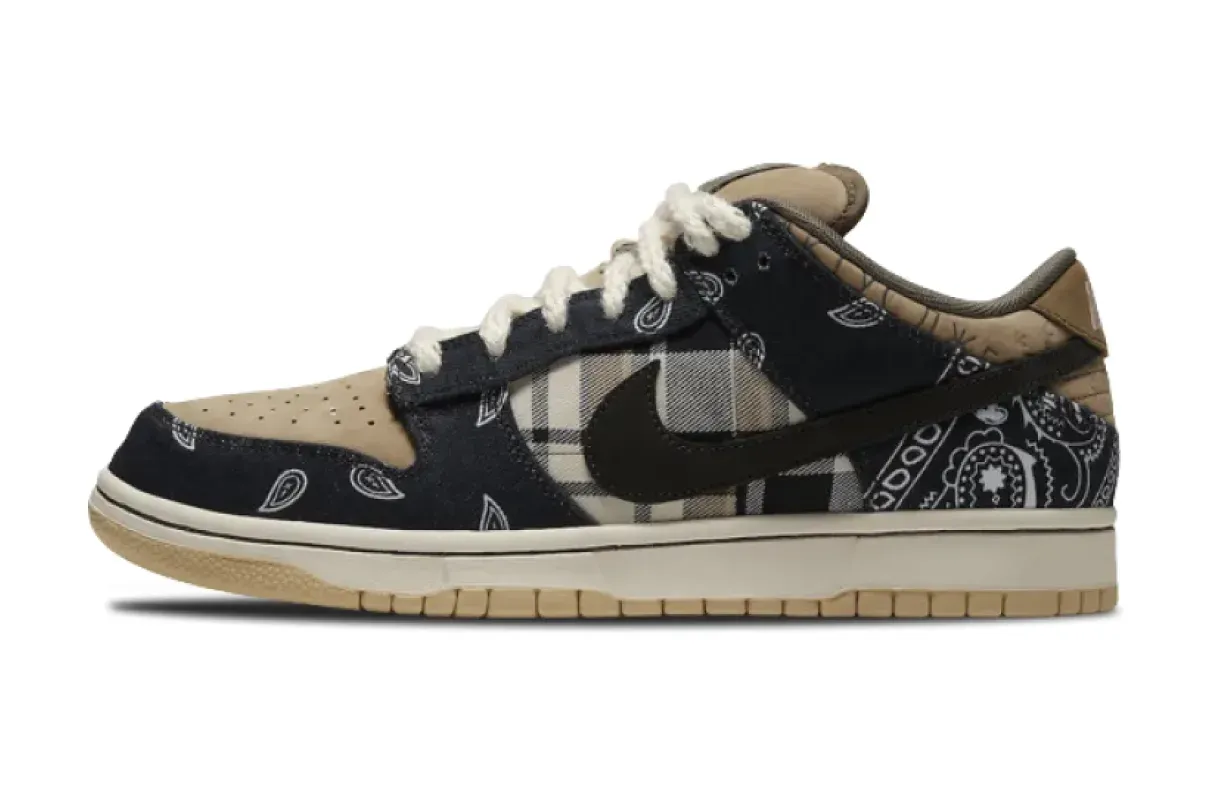 Travis Scott x Nike SB Dunk Low CT5053-001