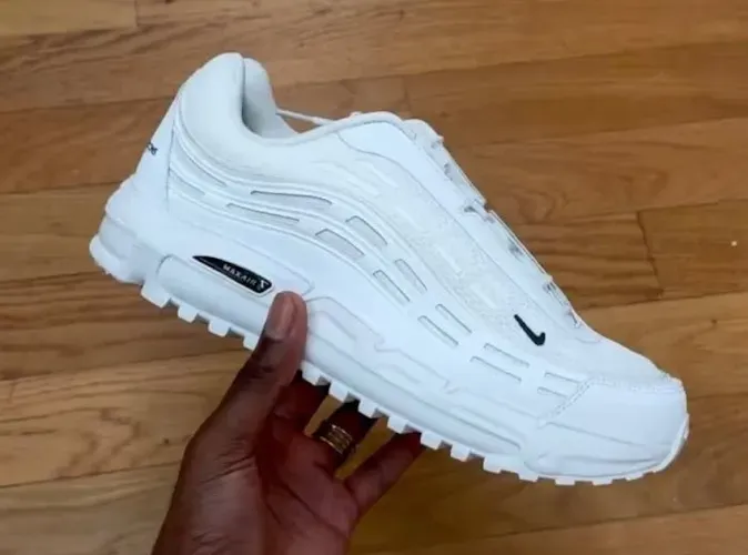 comme-des-garcons-nike-air-max-tl-2.5-triple-white.webp