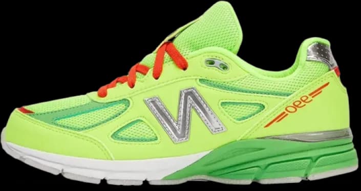 DTLR x New Balance 990v4 GS