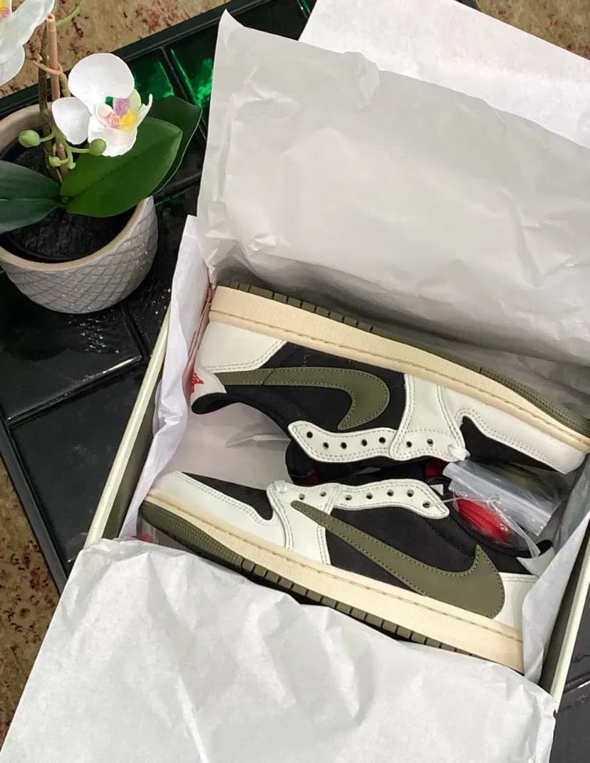 travis scott air jordan 1 olive