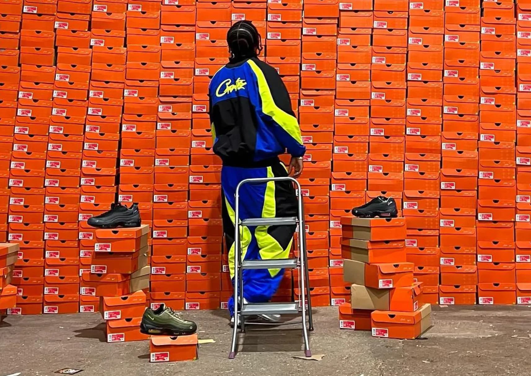 large visual clint restock corteiz nike air max 95