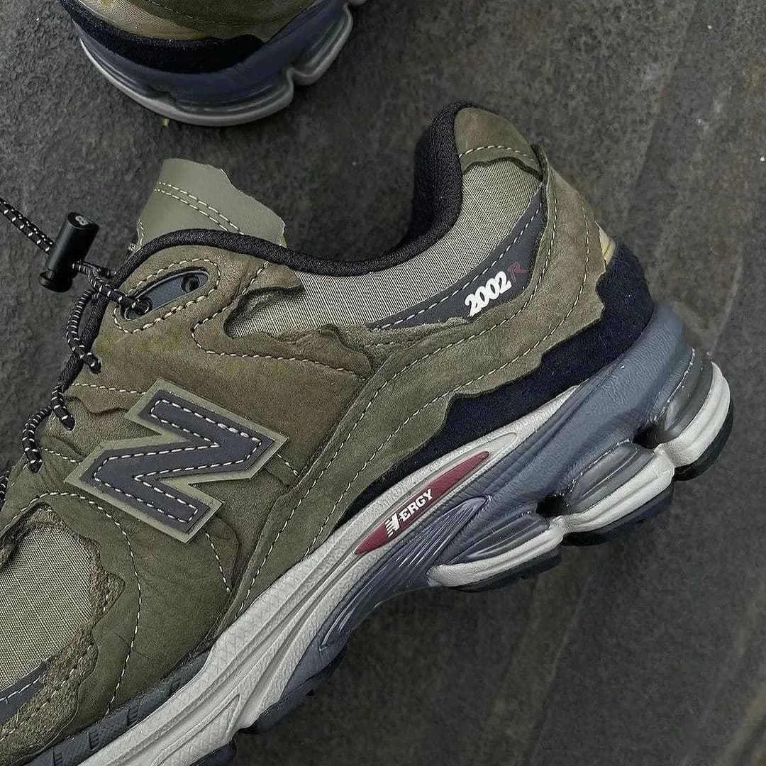 new balance protection pack khaki olive M2002RDN