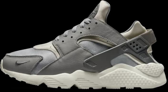nike-air-huarache-light-smoke-grey-fb8988-001.webp
