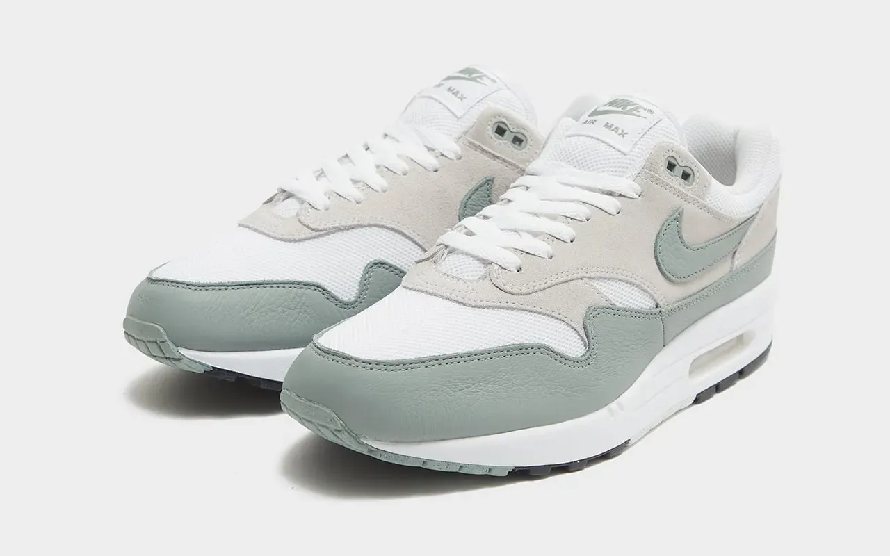 nike air max 1 mica green DZ4549-100