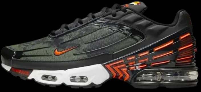 nike-air-max-plus-3-camouflage-fv6914-001.webp