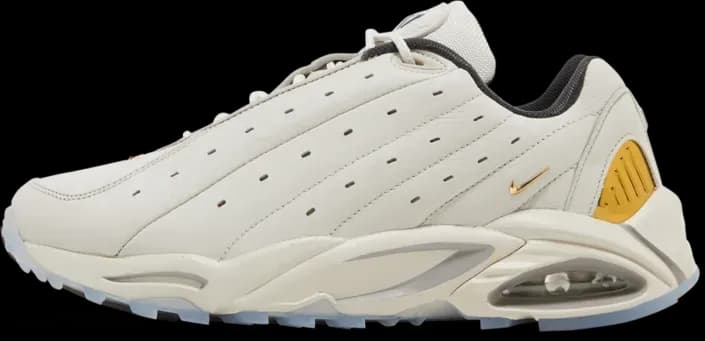 nocta-nike-hot-step-air-terra-champagne-dh4692-003.webp