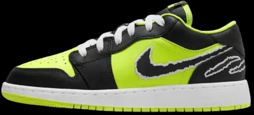 image de Air Jordan 1 Low SE GS “Black Cat” DX6666-701