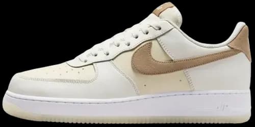 image de Nike Air Force 1 07 Lv8 Coconut Milk Fn5832 101