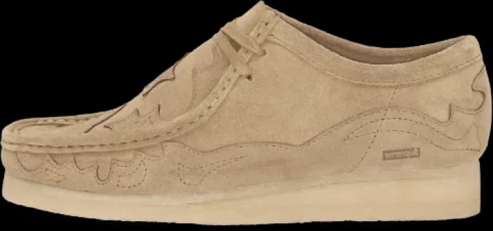 supreme-clarks-wallabee-beige.webp