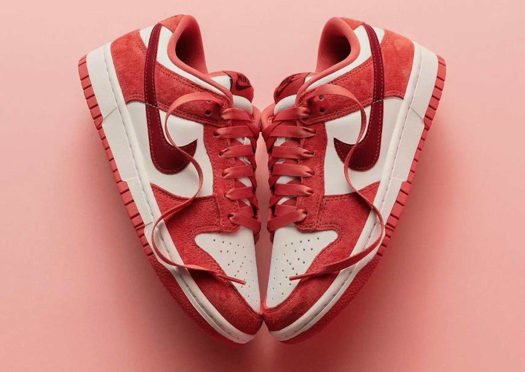 Saint-Valentin Valentine's Day Sneakers Guide Selection 2024