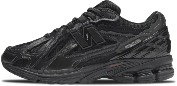 new-balance-1906r-protection-pack-black-leather