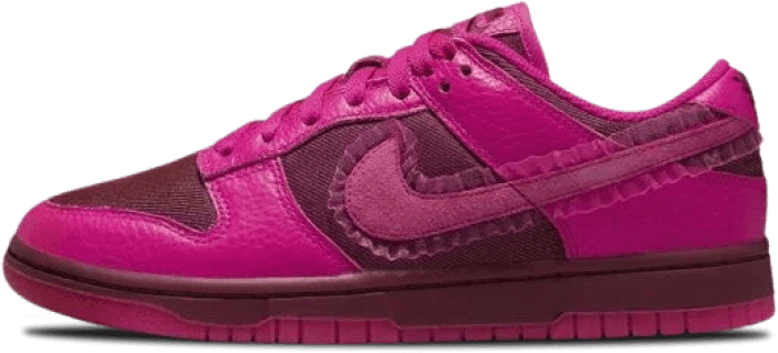 image-nike-dunk-low-wmns-valentine-s-day