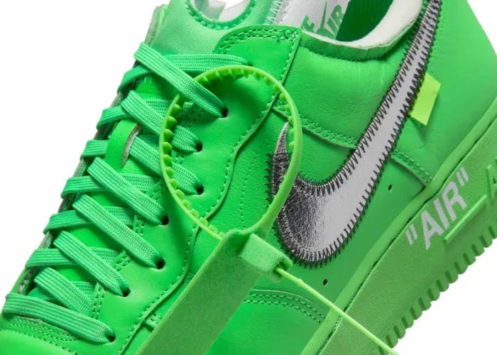 off-white-nike-air-force-1-low-light-green-spark-dx1419-300 04.webp