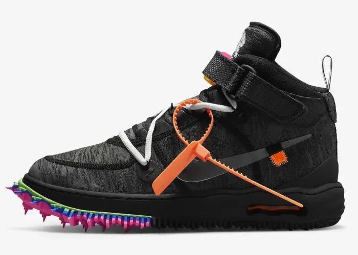 off-white-nike-air-force-1-mid-sp-clear-black-do6290-001 2.webp