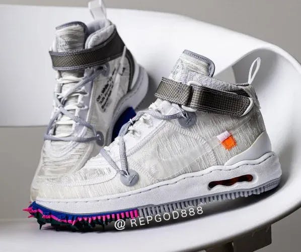 Off-White x Nike Air Force 1 Mid SP