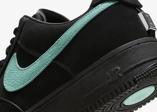 tiffany-and-co-nike-air-force-1-low-1837-dz1382-001 09.webp